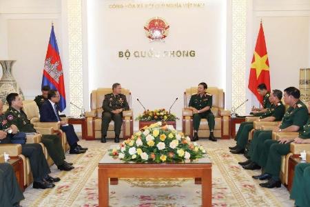 Góp phần tạo thêm xung lực mới quan hệ hợp tác quốc phòng giữa Việt Nam và Campuchia